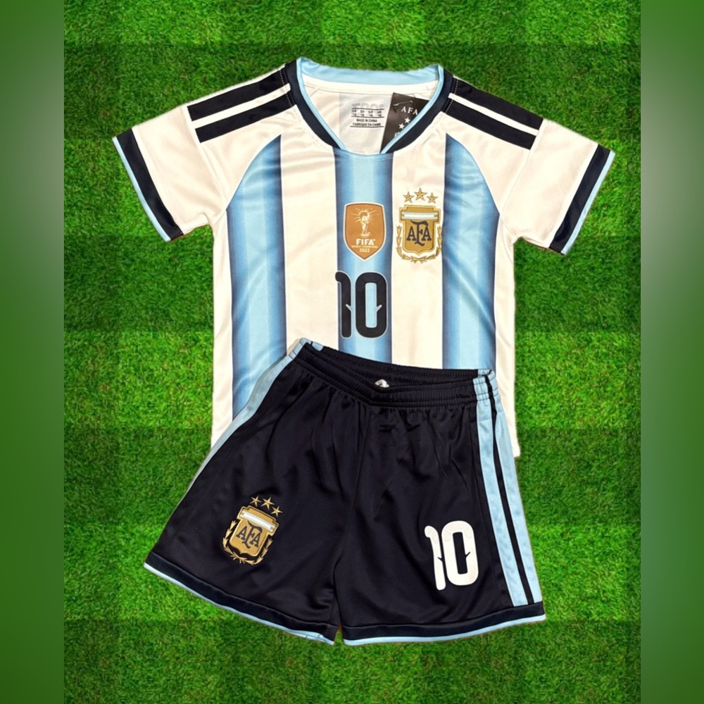 New Lionel Messi Jersey Kids Argentina 2026 Soccer Kit 2 Piece Set NWT 18 to YXL